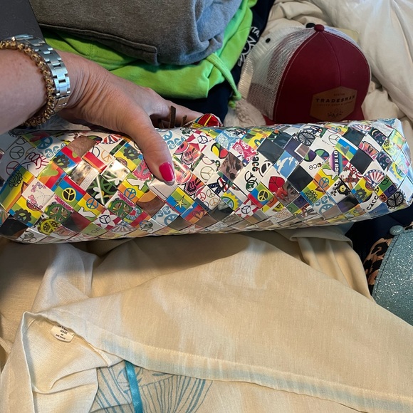 BNWOT Nahu Ollin Bag and matching wallet! - Picture 6 of 10